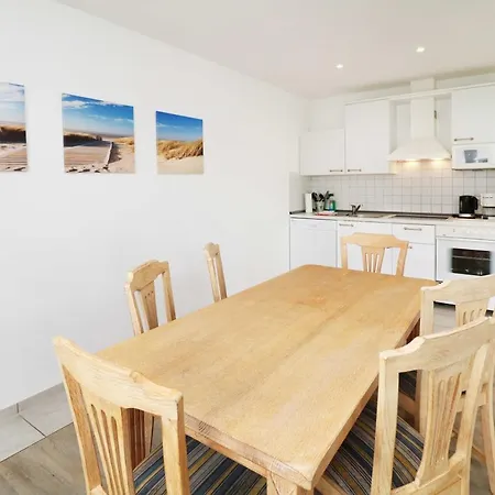 Maigloeckchen 19 * Karlshagen